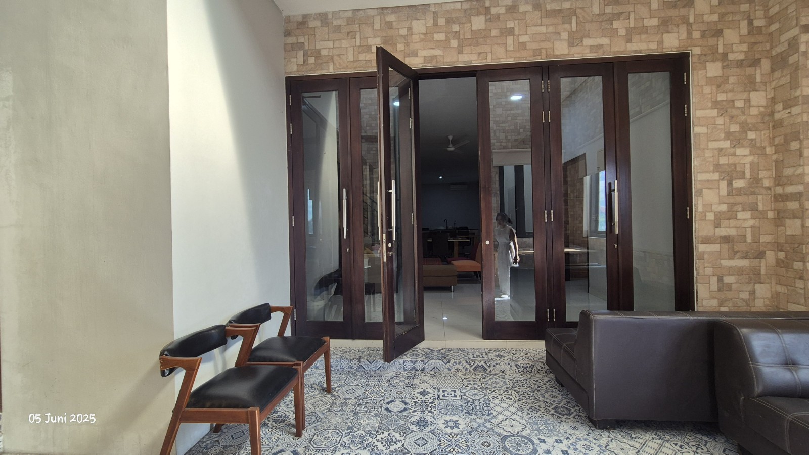 Denpasar,Bali,Indonesia,8 Bedrooms,7 Bathrooms,Commercial,MLS ID 2153