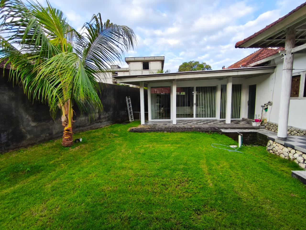 Kuta,Bali,Indonesia,4 Bedrooms,3 Bathrooms,Residential,MLS ID 2154