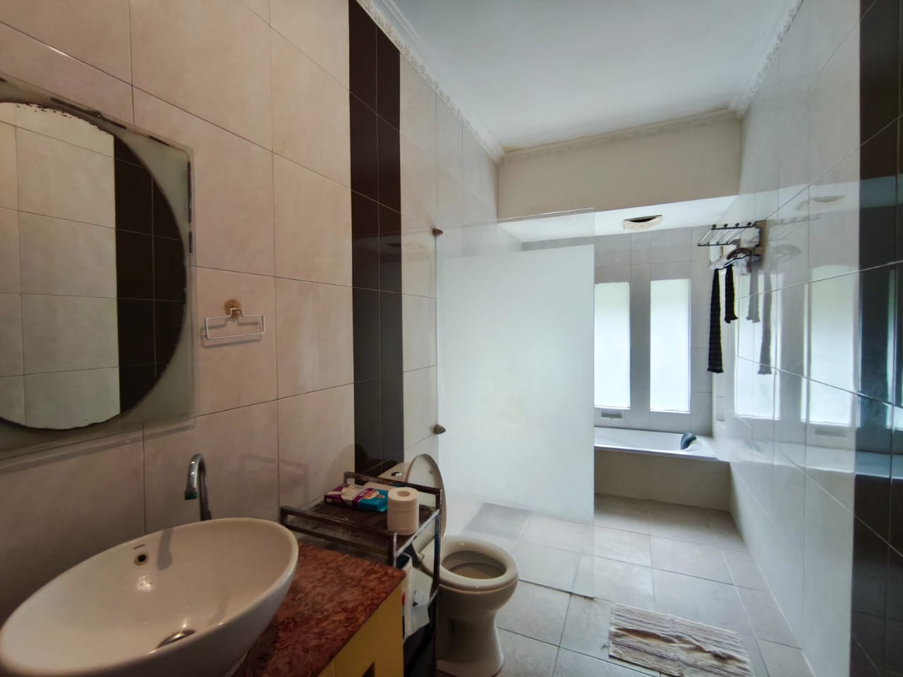 Kuta,Bali,Indonesia,4 Bedrooms,3 Bathrooms,Residential,MLS ID 2154