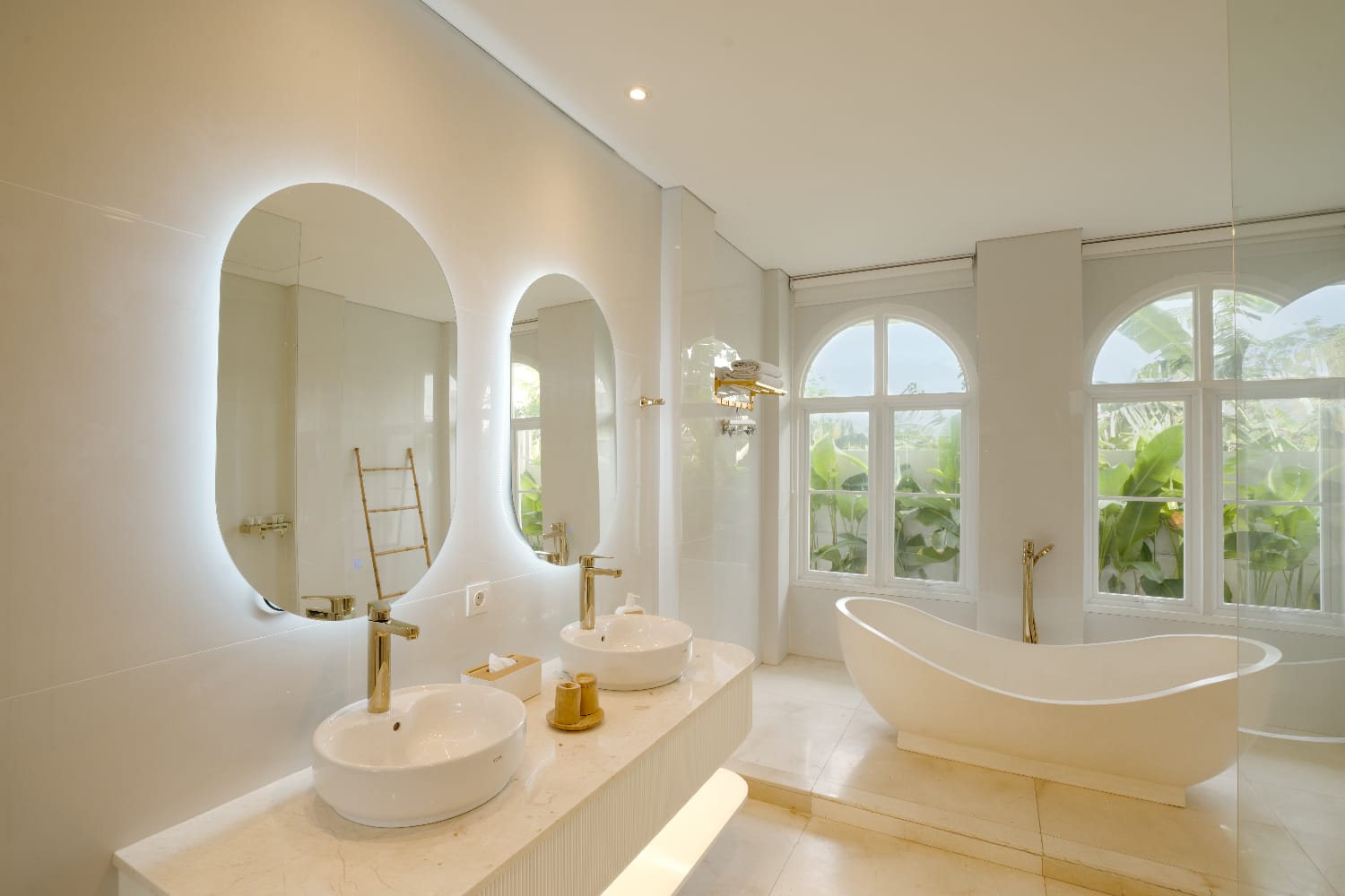 Cemagi,Bali,Indonesia,4 Bedrooms,4 Bathrooms,Villa,MLS ID 2155