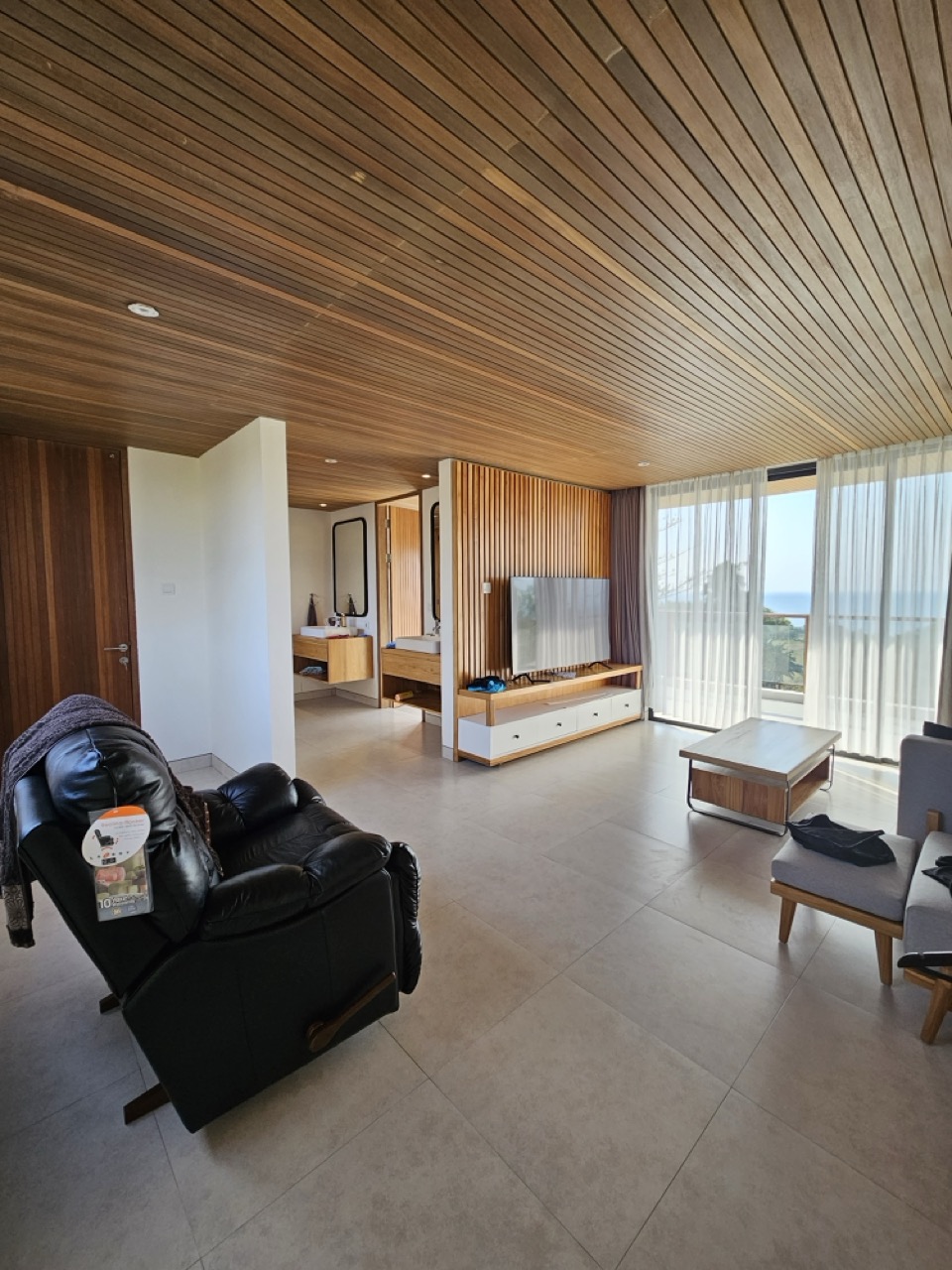 Uluwatu,Bali,Indonesia,4 Bedrooms,5 Bathrooms,Villa,MLS ID 2158