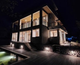 Uluwatu,Bali,Indonesia,4 Bedrooms,5 Bathrooms,Residential,MLS ID 2158