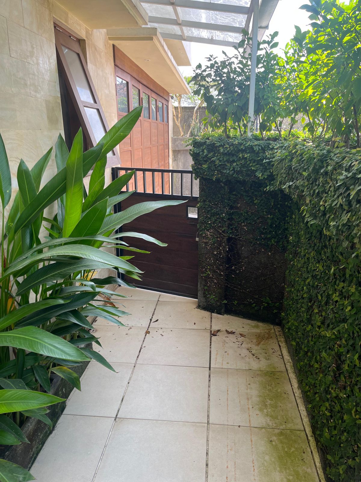 Jimbaran,Bali,Indonesia,4 Bedrooms,4 Bathrooms,Residential,MLS ID 2163