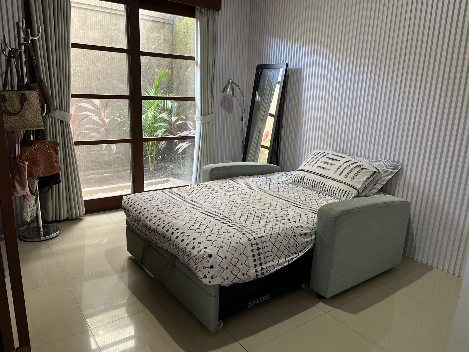 Jimbaran,Bali,Indonesia,4 Bedrooms,4 Bathrooms,Residential,MLS ID 2163
