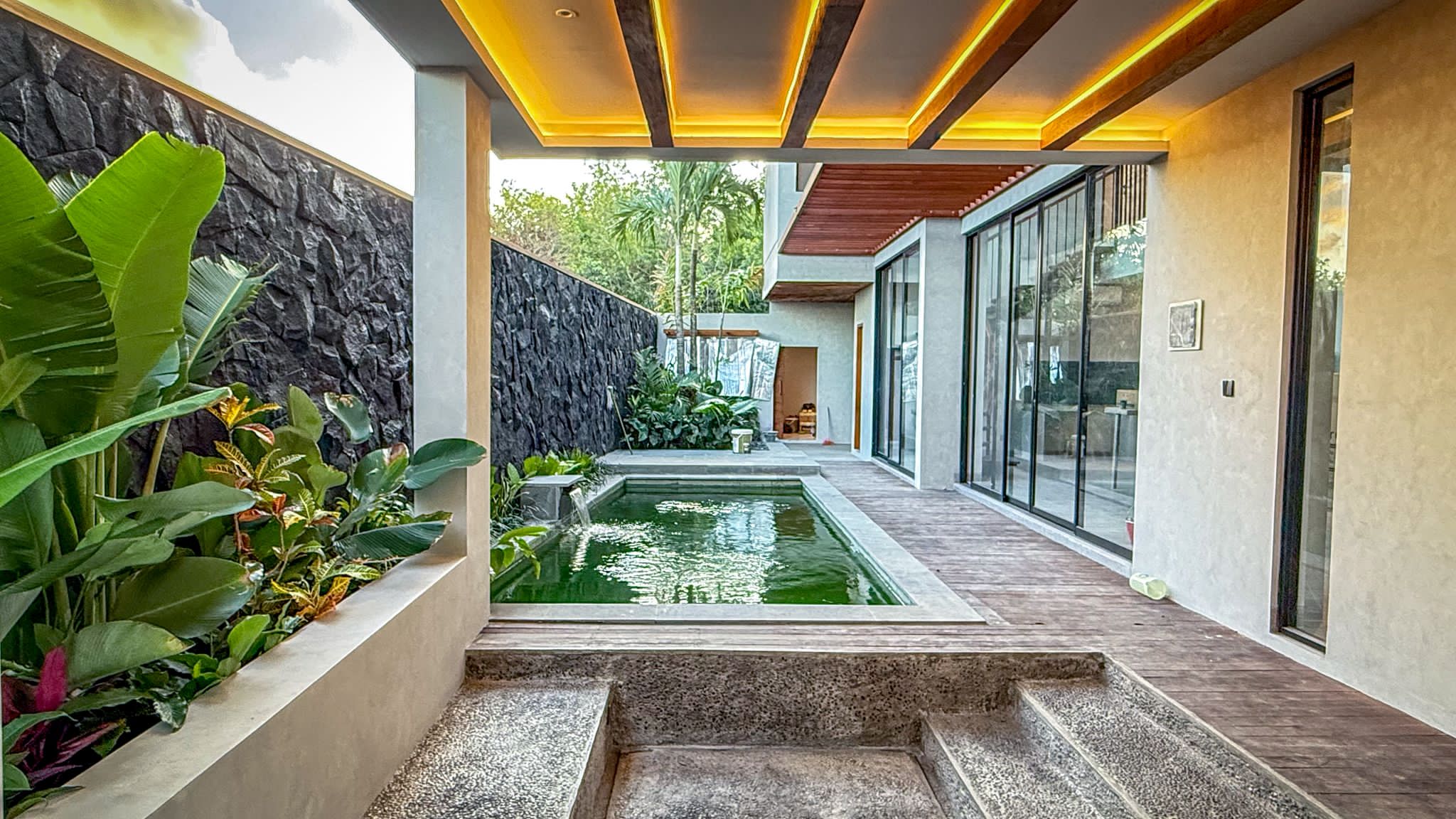 Ungasan,Bali,Indonesia,3 Bedrooms,3 Bathrooms,Villa,MLS ID 2165