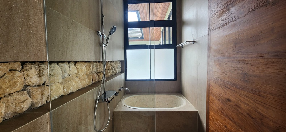 Ungasan,Bali,Indonesia,3 Bedrooms,3 Bathrooms,Villa,MLS ID 2165