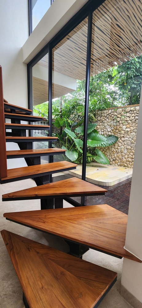 Ungasan,Bali,Indonesia,3 Bedrooms,3 Bathrooms,Villa,MLS ID 2165