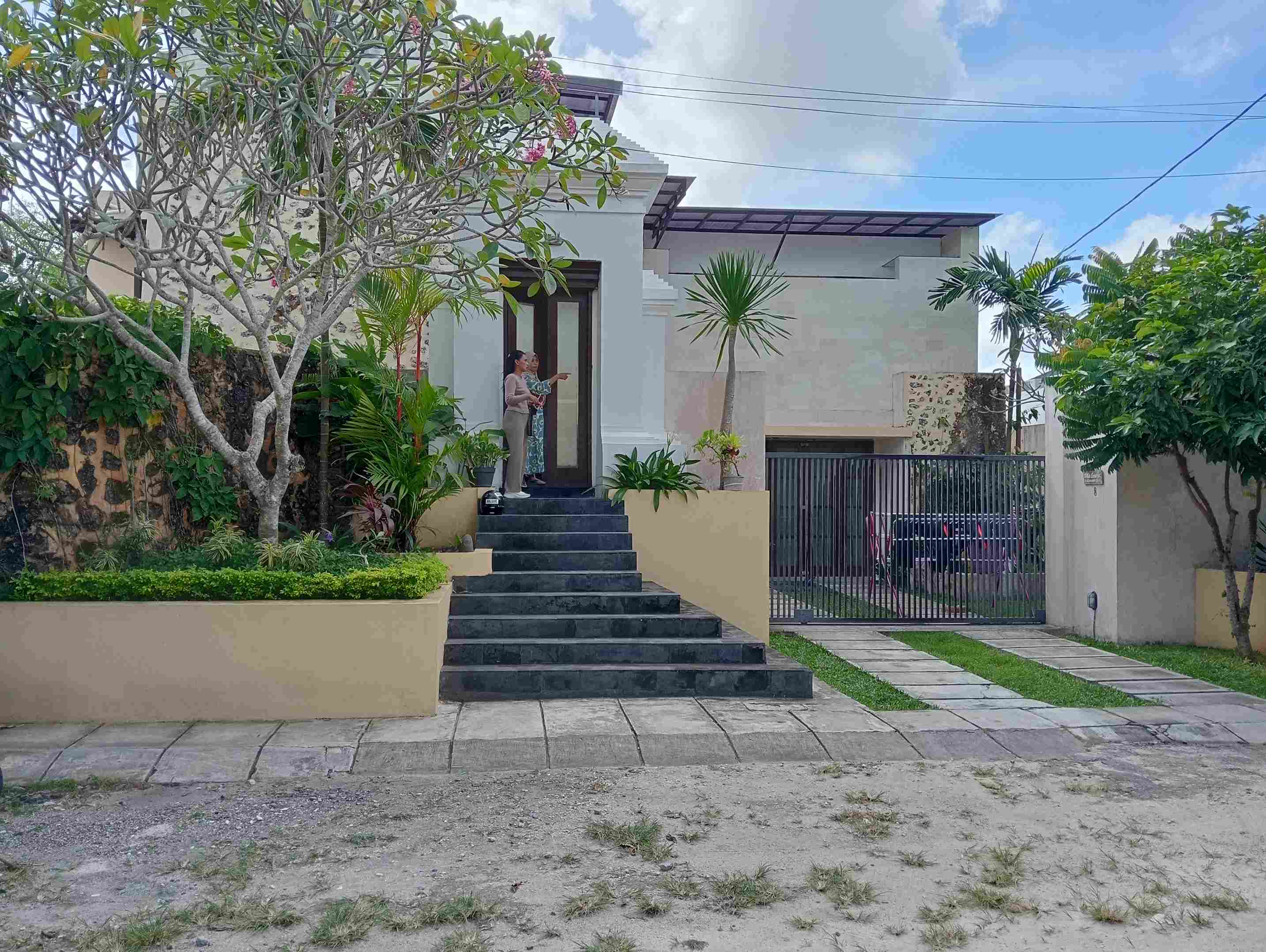 Jimbaran,Bali,Indonesia,5 Bedrooms,6 Bathrooms,Villa,MLS ID 2170