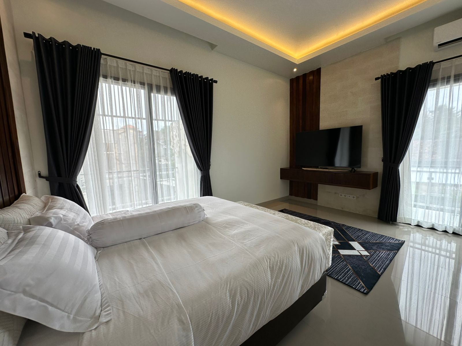 Ungasan,Bali,Indonesia,3 Bedrooms,4 Bathrooms,Villa,MLS ID 2172
