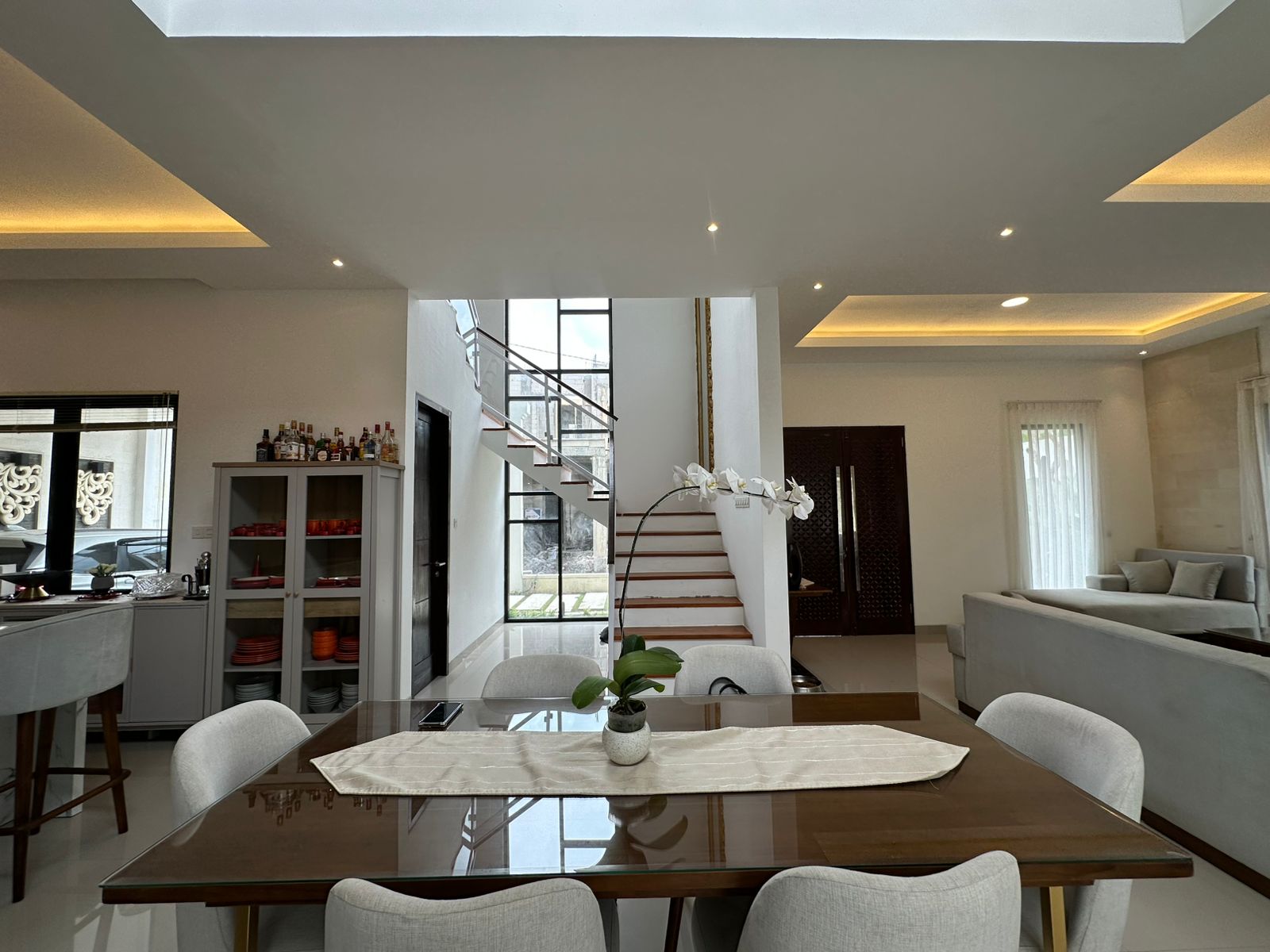 Ungasan,Bali,Indonesia,3 Bedrooms,4 Bathrooms,Villa,MLS ID 2172
