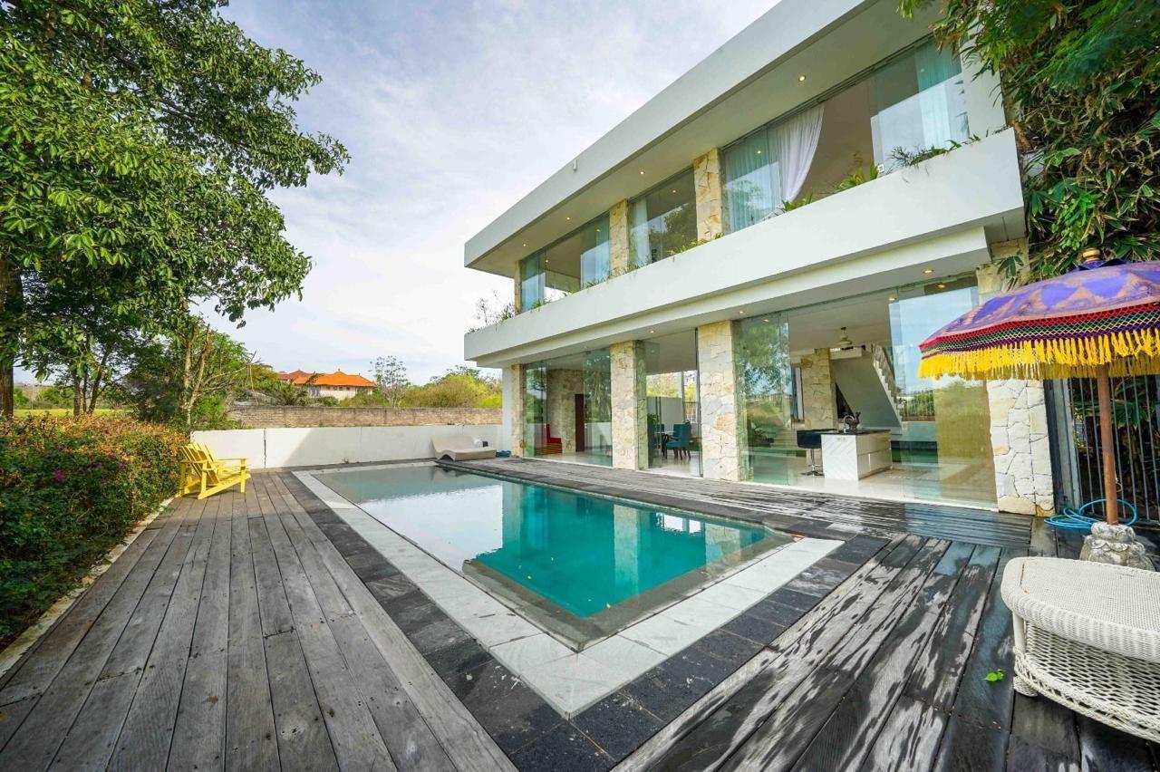 Uluwatu,Bali,Indonesia,4 Bedrooms,5 Bathrooms,Villa,MLS ID 2173