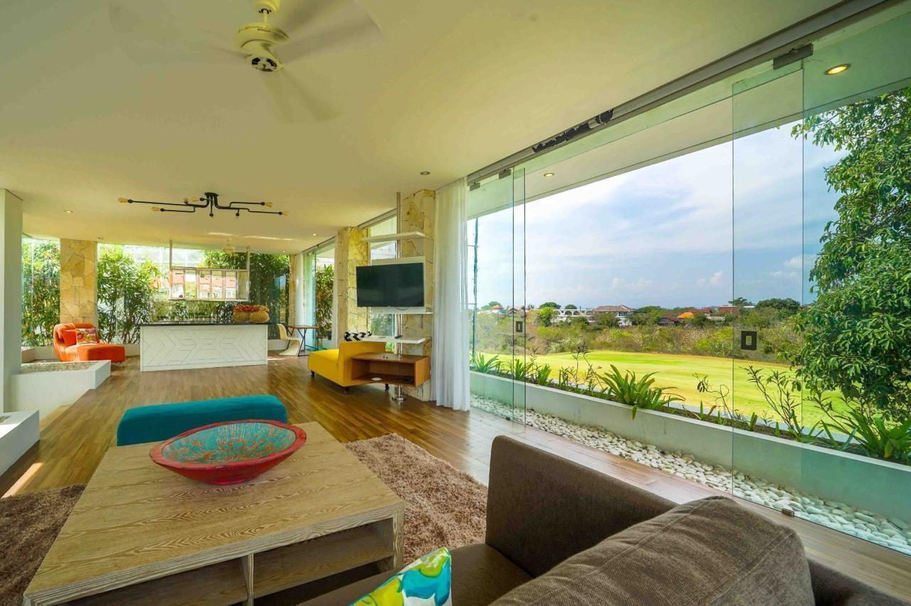 Uluwatu,Bali,Indonesia,4 Bedrooms,5 Bathrooms,Villa,MLS ID 2173