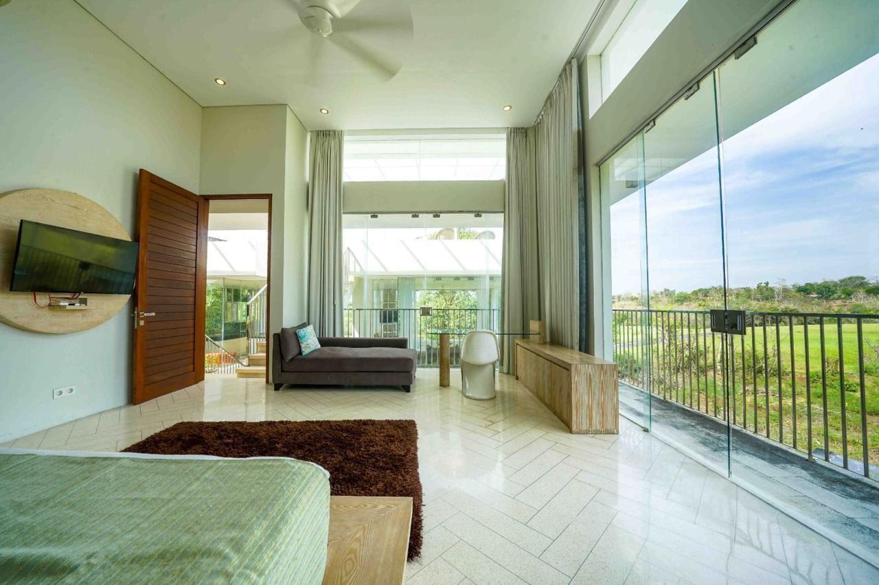 Uluwatu,Bali,Indonesia,4 Bedrooms,5 Bathrooms,Villa,MLS ID 2173