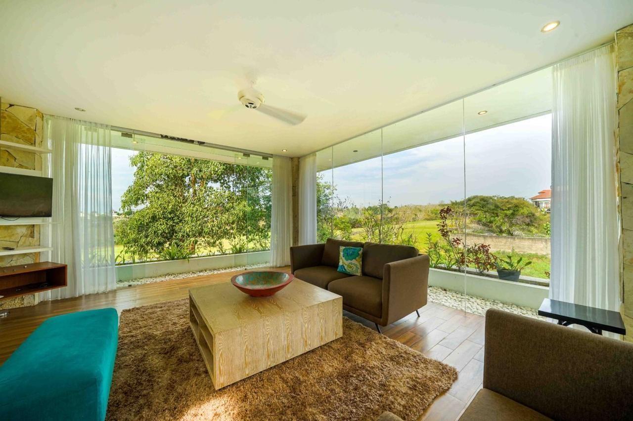 Uluwatu,Bali,Indonesia,4 Bedrooms,5 Bathrooms,Villa,MLS ID 2173
