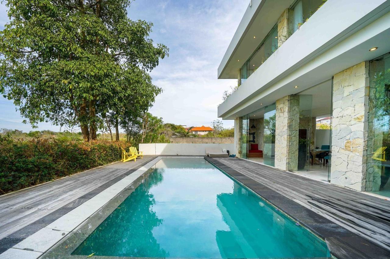 Uluwatu,Bali,Indonesia,4 Bedrooms,5 Bathrooms,Villa,MLS ID 2173