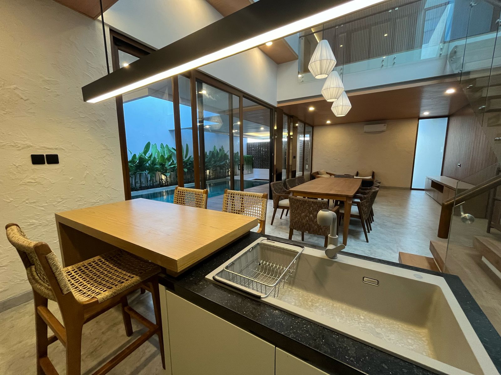 Canggu,Bali,Indonesia,5 Bedrooms,5 Bathrooms,Villa,MLS ID 2177