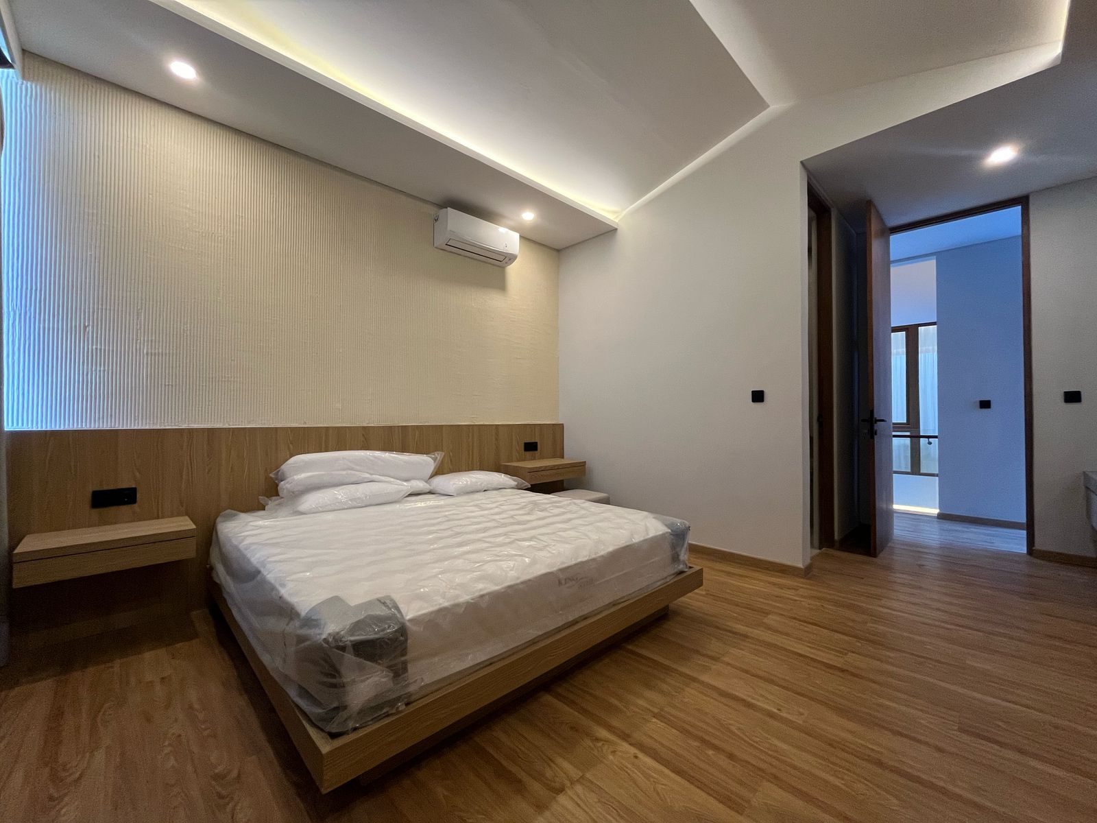 Canggu,Bali,Indonesia,5 Bedrooms,5 Bathrooms,Villa,MLS ID 2177