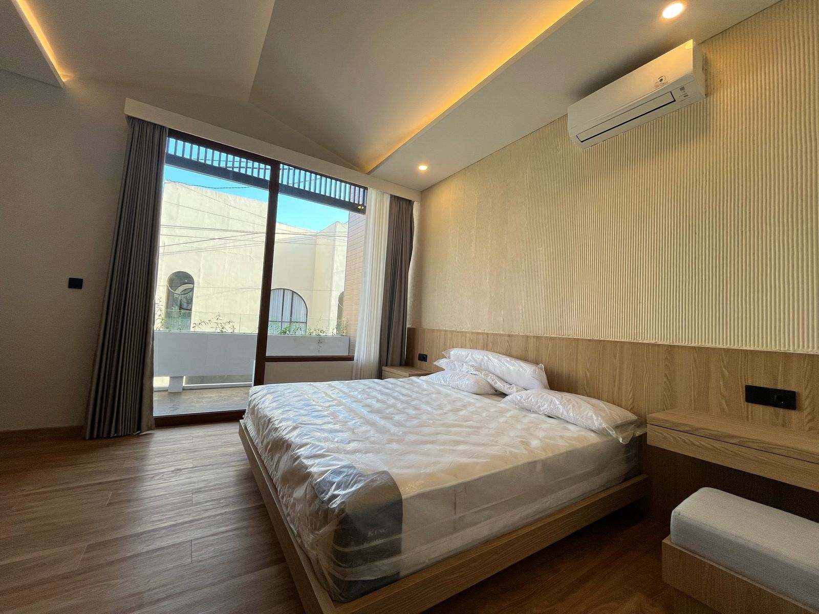 Canggu,Bali,Indonesia,5 Bedrooms,5 Bathrooms,Villa,MLS ID 2177