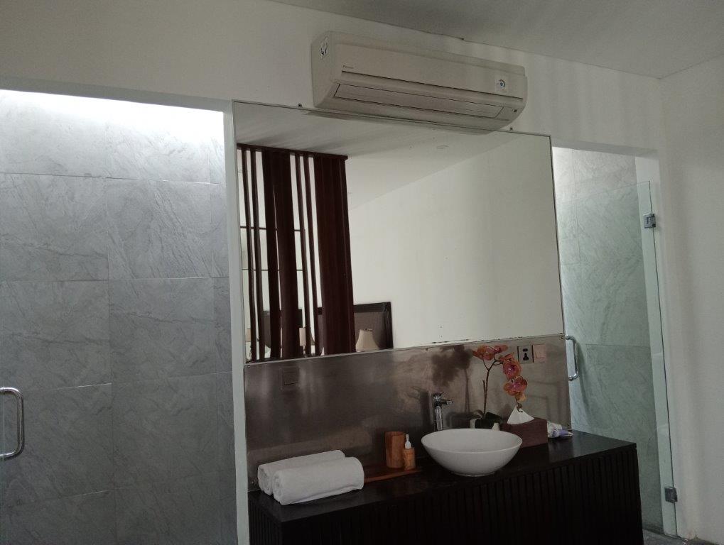 Seminyak,Bali,Indonesia,5 Bedrooms,5 Bathrooms,Villa,MLS ID 2180
