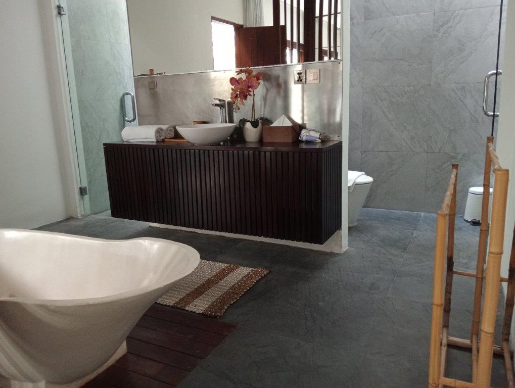 Seminyak,Bali,Indonesia,5 Bedrooms,5 Bathrooms,Villa,MLS ID 2180