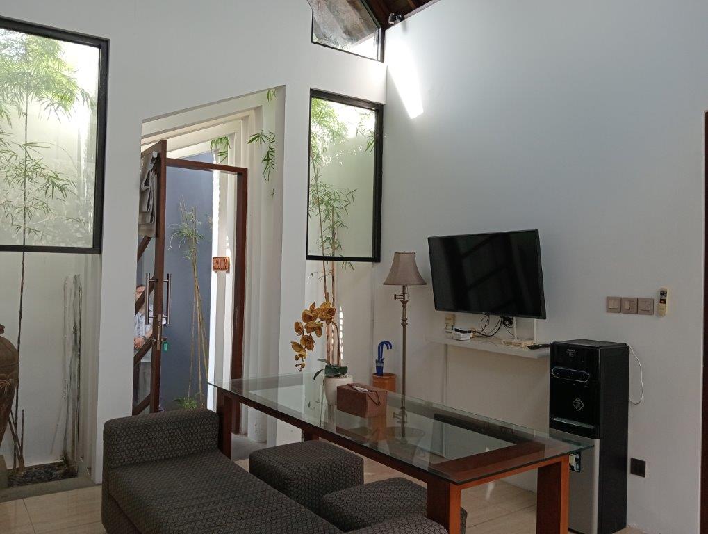 Seminyak,Bali,Indonesia,5 Bedrooms,5 Bathrooms,Villa,MLS ID 2180