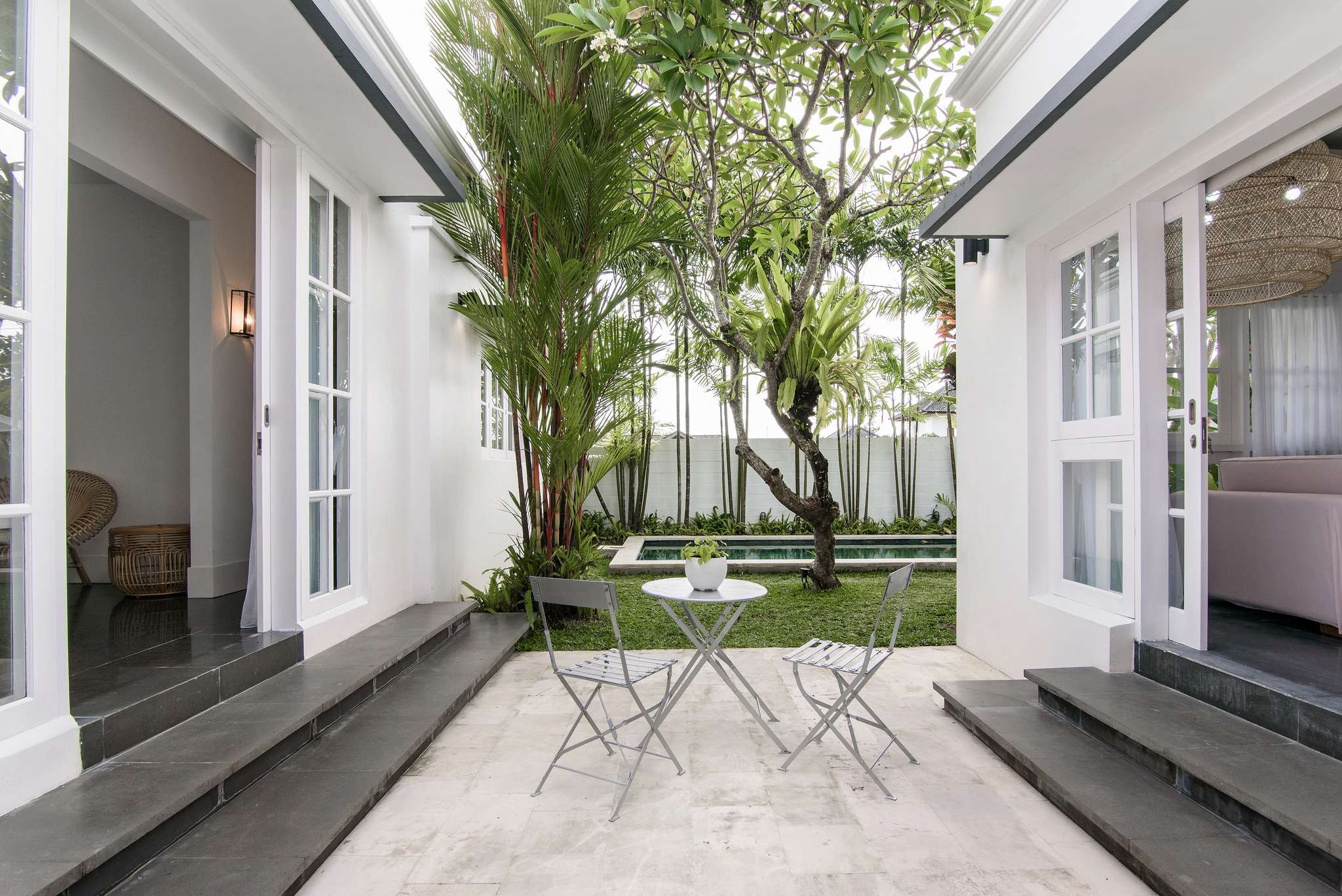 Kerobokan,Bali,Indonesia,3 Bedrooms,4 Bathrooms,Villa,MLS ID 2183