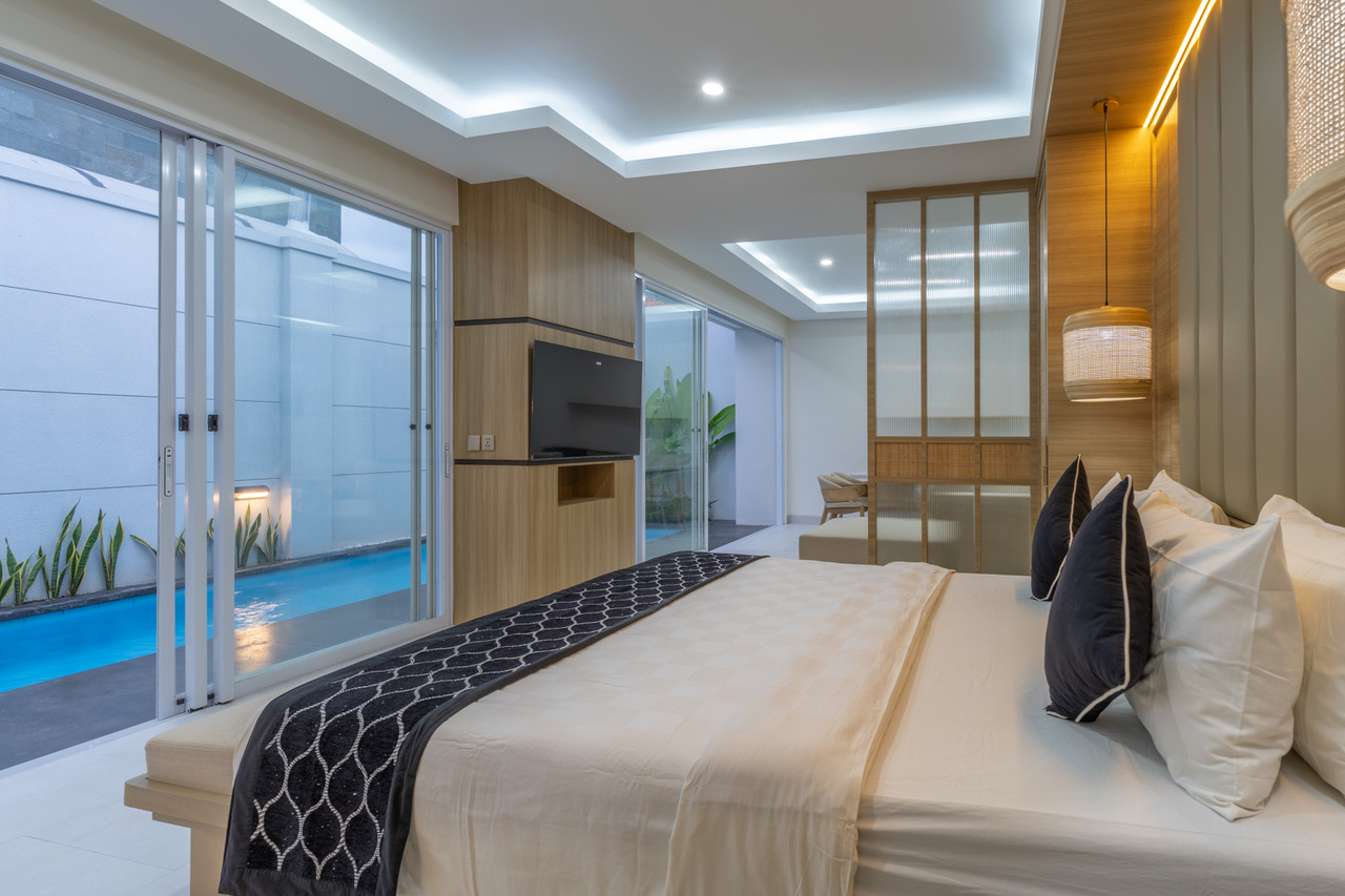 Seminyak,Bali,Indonesia,4 Bedrooms,5 Bathrooms,Villa,MLS ID 2189