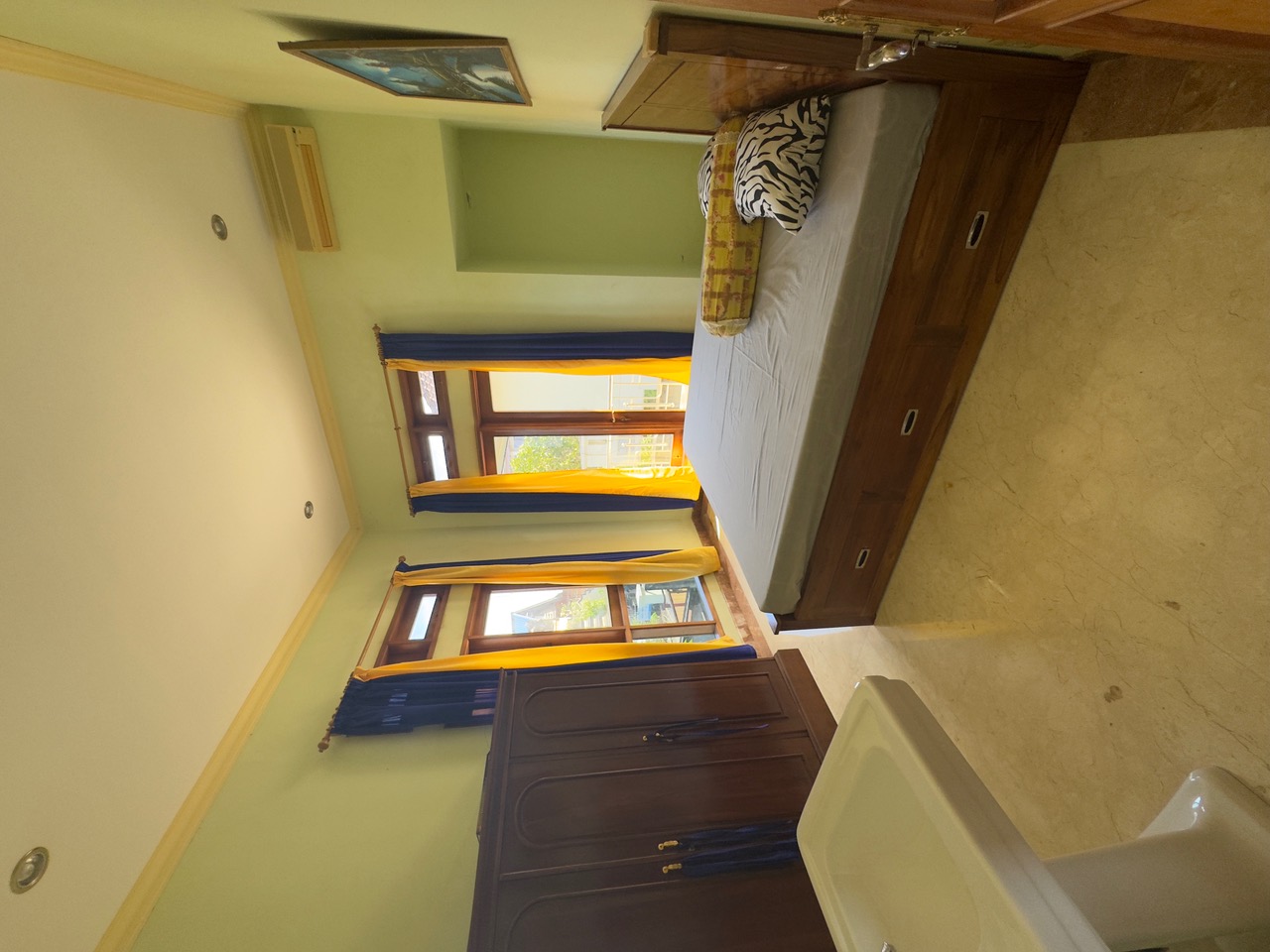 Nusa Dua,Bali,Indonesia,5 Bedrooms,3 Bathrooms,Residential,MLS ID 2190