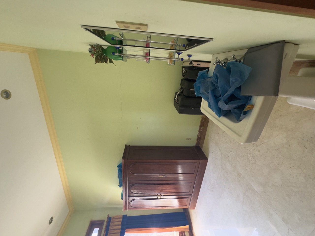 Nusa Dua,Bali,Indonesia,5 Bedrooms,3 Bathrooms,Residential,MLS ID 2190