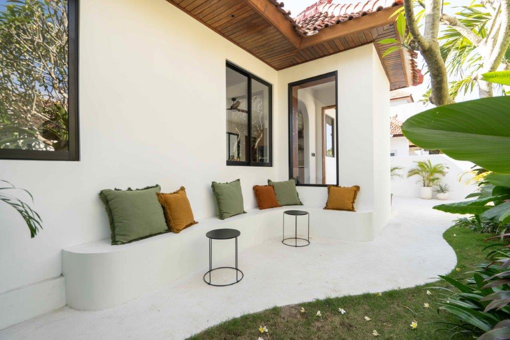 Pecatu,Bali,Indonesia,4 Bedrooms,3 Bathrooms,Villa,MLS ID 2192