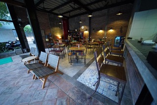 Kuta,Bali,Indonesia,8 Bedrooms,8 Bathrooms,Hotel,MLS ID 2197