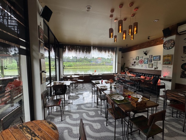 Gianyar,Bali,Indonesia,3 Bedrooms,3 Bathrooms,Commercial,MLS ID 2207