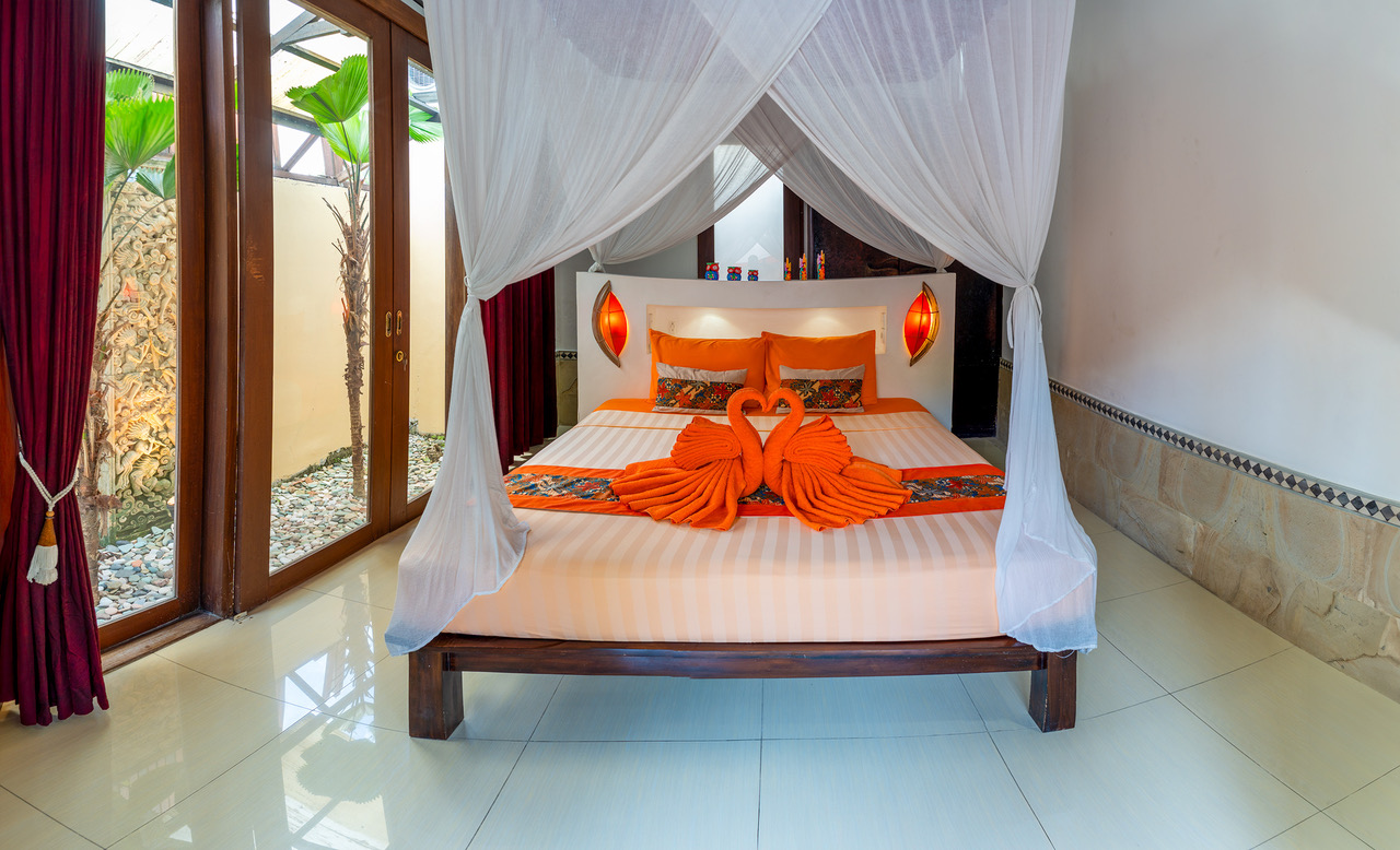 Seminyak,Bali,Indonesia,2 Bedrooms,2 Bathrooms,Villa,MLS ID 2208