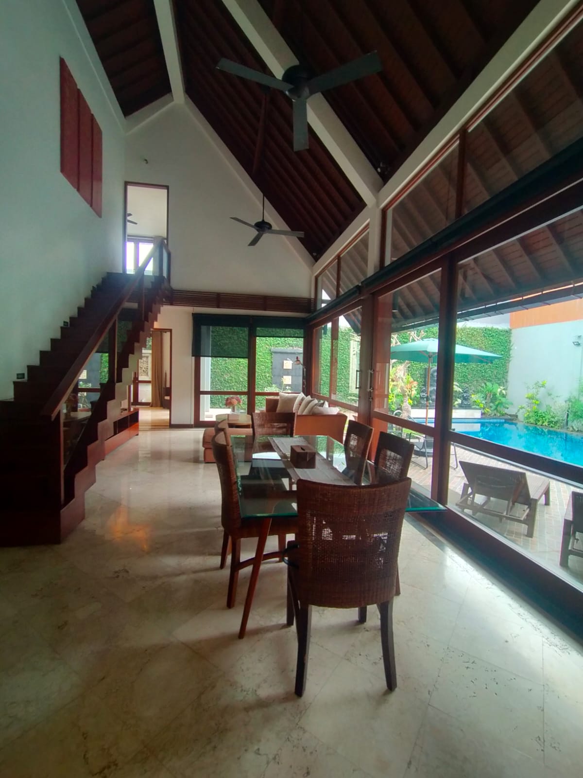 Kerobokan,Bali,Indonesia,3 Bedrooms,3 Bathrooms,Villa,MLS ID 2218