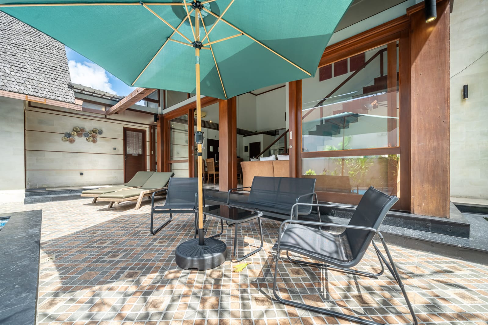 Kerobokan,Bali,Indonesia,3 Bedrooms,3 Bathrooms,Villa,MLS ID 2218