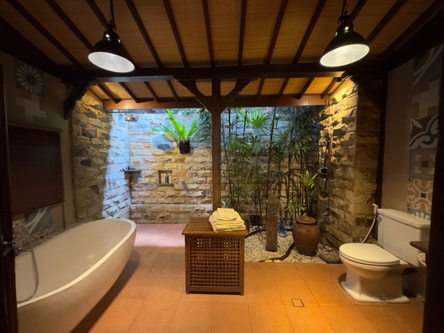 Gianyar,Bali,Indonesia,7 Bedrooms,7 Bathrooms,Residential,MLS ID 2230