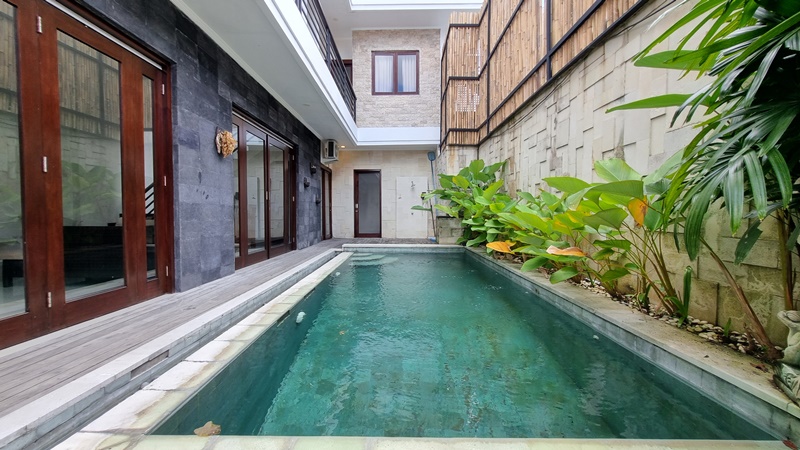 Kerobokan,Bali,Indonesia,3 Bedrooms,4 Bathrooms,Villa,MLS ID 2233