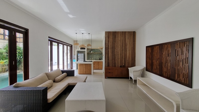 Kerobokan,Bali,Indonesia,3 Bedrooms,4 Bathrooms,Villa,MLS ID 2233