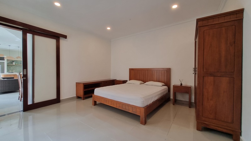 Kerobokan,Bali,Indonesia,3 Bedrooms,4 Bathrooms,Villa,MLS ID 2233