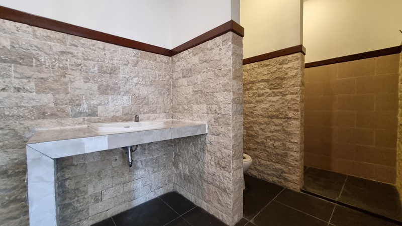 Kerobokan,Bali,Indonesia,3 Bedrooms,4 Bathrooms,Villa,MLS ID 2233