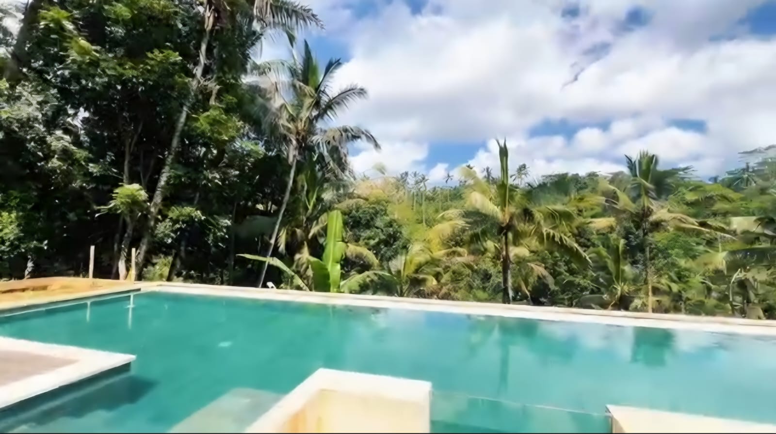 Gianyar,Bali,Indonesia,4 Bedrooms,5 Bathrooms,Villa,MLS ID 2238