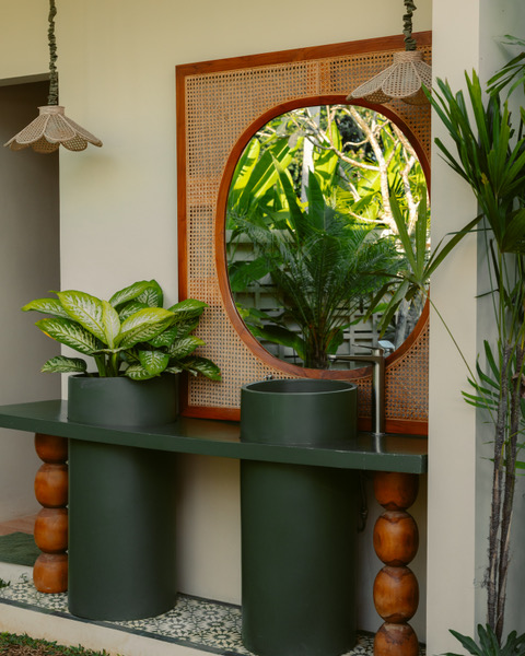 Tabanan,Bali,Indonesia,13 Bedrooms,13 Bathrooms,Commercial,MLS ID 2252