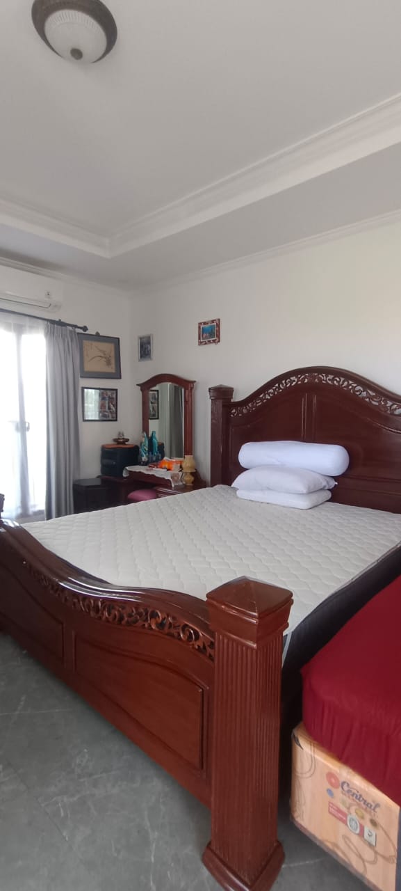 Gianyar,Bali,Indonesia,4 Bedrooms,5 Bathrooms,Villa,MLS ID 2278