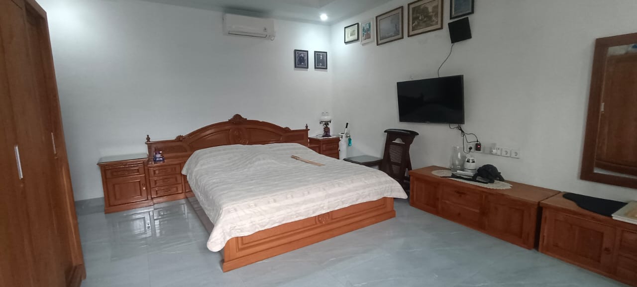 Gianyar,Bali,Indonesia,4 Bedrooms,5 Bathrooms,Villa,MLS ID 2278