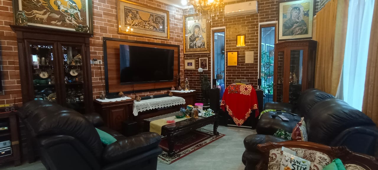 Gianyar,Bali,Indonesia,4 Bedrooms,5 Bathrooms,Villa,MLS ID 2278