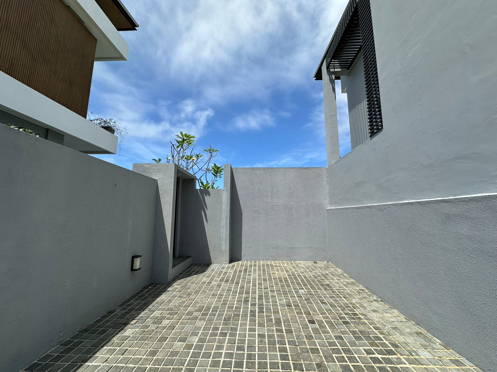 Ungasan,Bali,Indonesia,3 Bedrooms,3 Bathrooms,Villa,MLS ID 2281