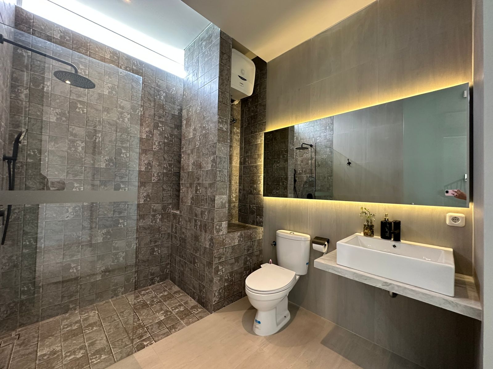 Ungasan,Bali,Indonesia,3 Bedrooms,3 Bathrooms,Villa,MLS ID 2282