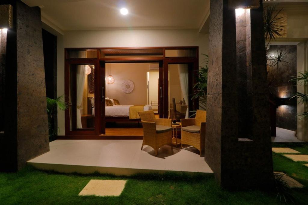 Ungasan,Bali,Indonesia,7 Bedrooms,10 Bathrooms,Villa,MLS ID 2297