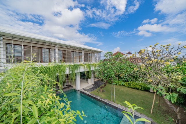 Umalas,Bali,Indonesia,5 Bedrooms,6 Bathrooms,Villa,MLS ID 2320
