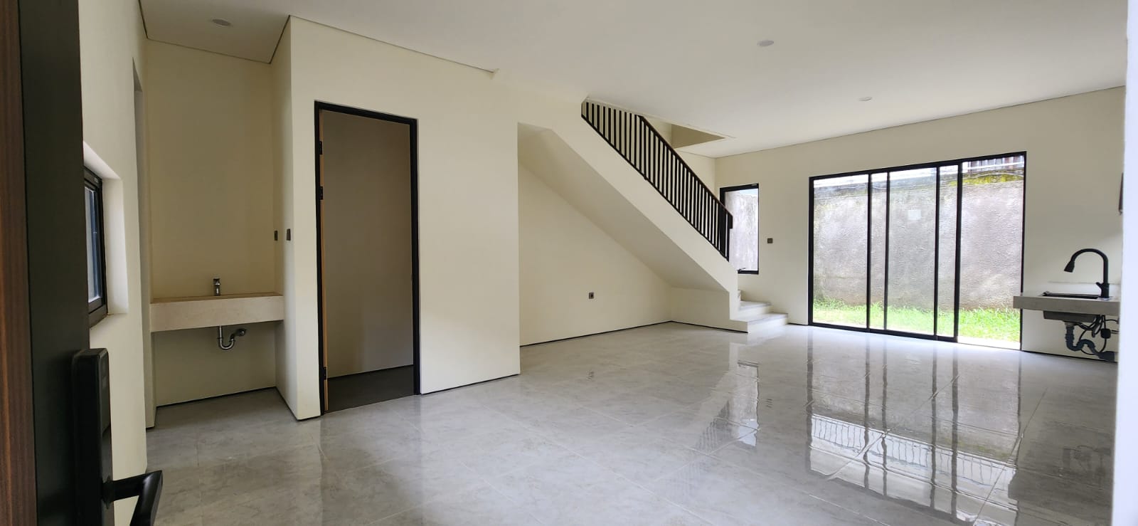 Sanur,Bali,Indonesia,2 Bedrooms,2 Bathrooms,Residential,MLS ID 2323